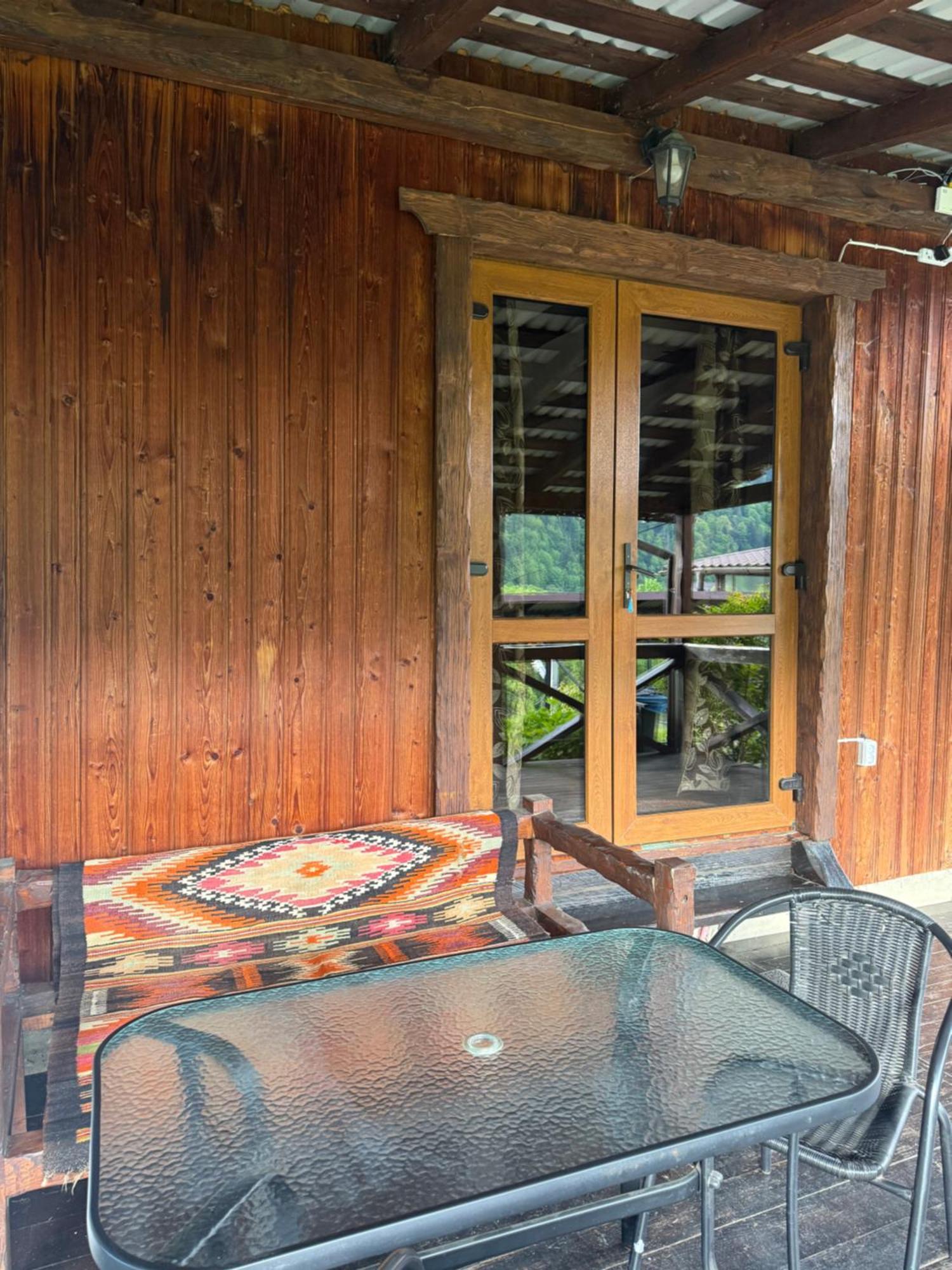 Чан-Садиба Гуцульська Пісня Mykulychyn Exterior photo